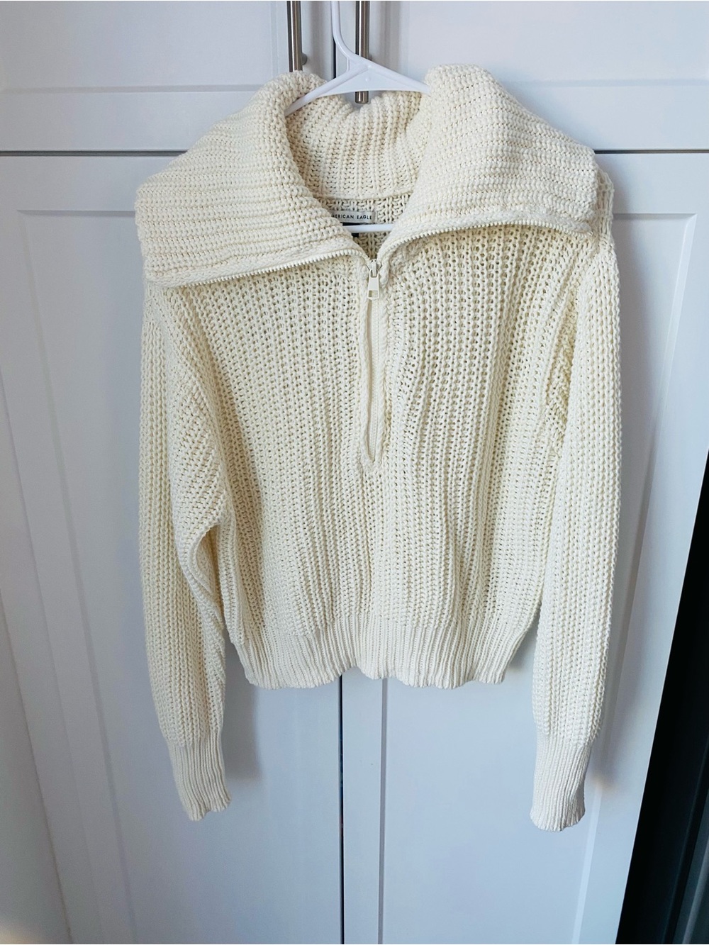 American eagle womens small cream pullover sweater zipper winter